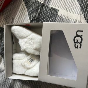 UGG Baby Bixbee Bootie ‘White’